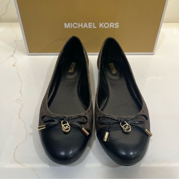 Michael Kors Ballet Flats with Gold Accents NWT - Picture 2 of 9